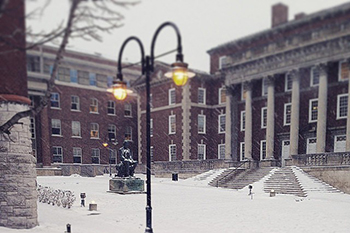 Maxwell School Ranks in Top 10 for 10 Public Affairs Specialties: U.S. News & World Report
