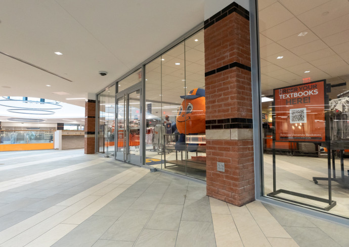 Syracuse University Partners With Barnes & Noble College to Manage Campus Store