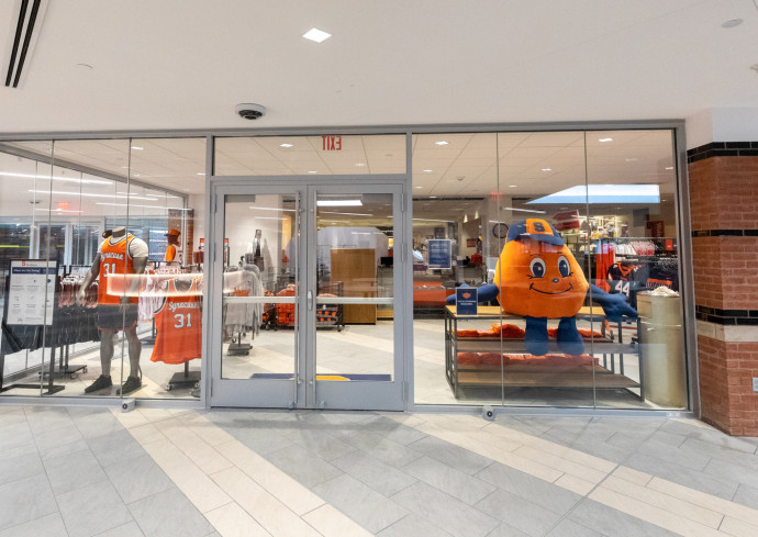 Campus Store Locations to Temporarily Close for Barnes & Noble Transition