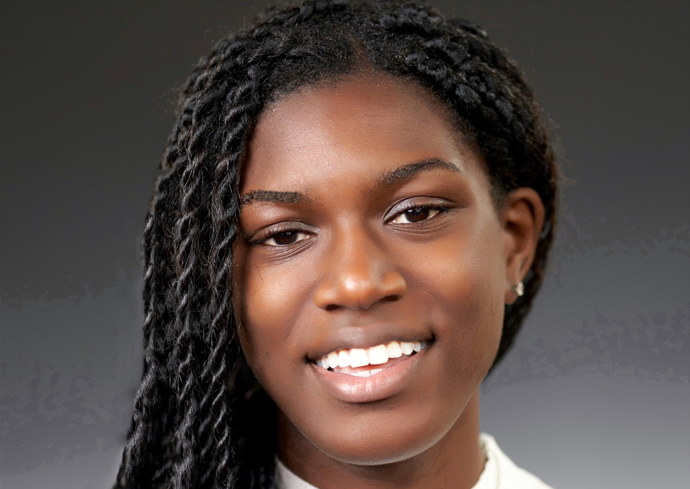 WellsLink Leadership Program Transforms Lives of First-Year Students of Color