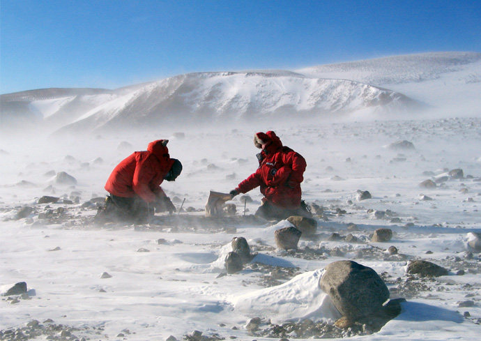 Rock-Solid Data: Friendship Helps Lead to Discovery of Tectonic History of Subglacial Antarctica