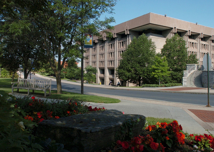 Syracuse Celebrates 2023 National Libraries Week