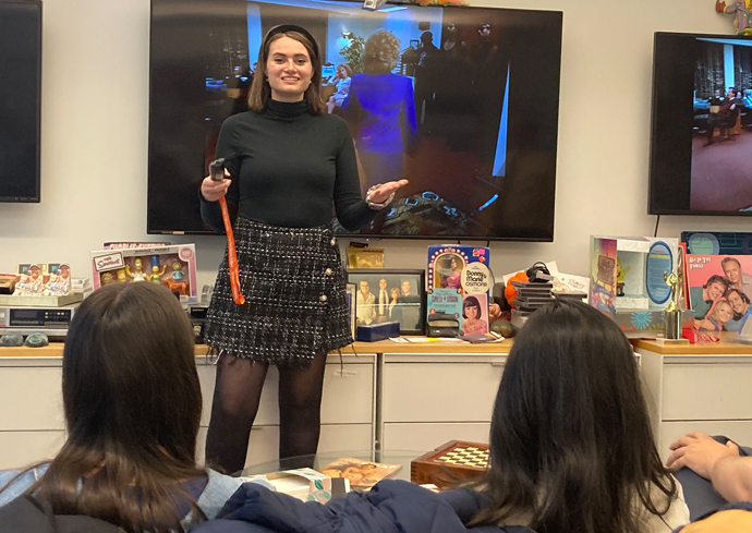Newhouse Graduate Student Joyelle Ronan Creates Romantic Comedy Convention to Celebrate Genre