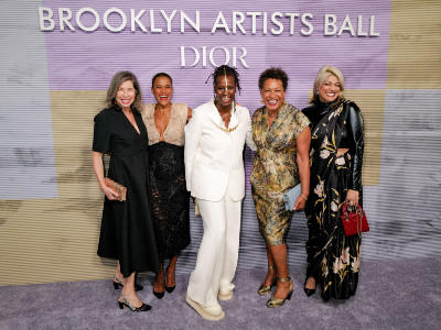 Carrie Mae Weems H’17 Honored at 12th Annual Brooklyn Artists Ball