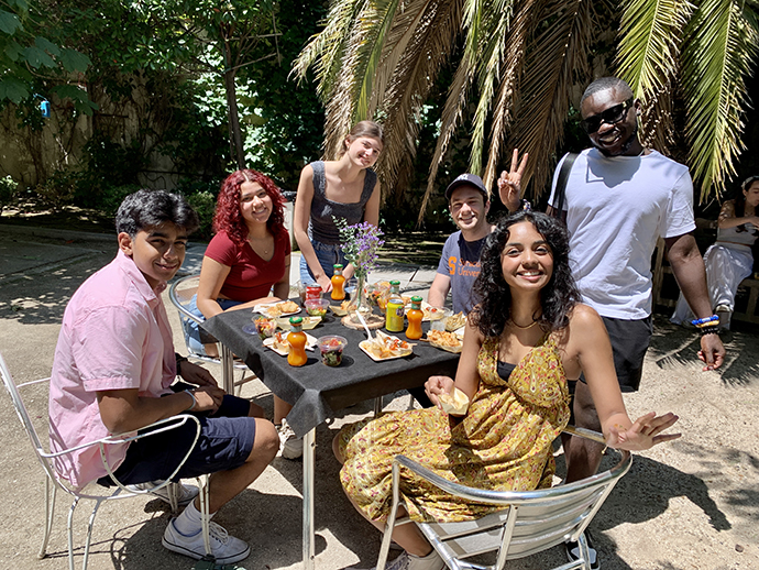 Applications Now Open for 2024 Summer and Short-Term Study Abroad Programs