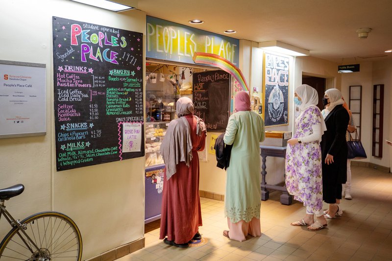 customers waiting in line at People's Place