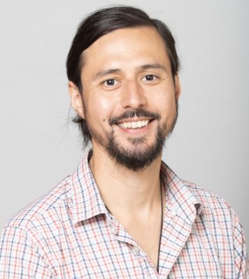 Josh Pollitz studio portrait