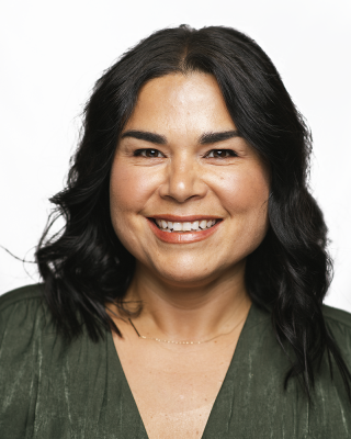 Jenn Harper portrait 