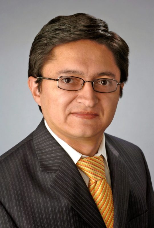 iSchool Professor Awarded NSF Grant to Study Wireless Communications