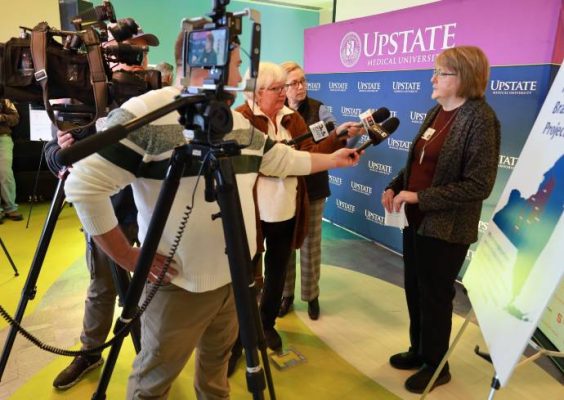 Syracuse University, Upstate Collaborate to Bring Memory Screenings to Area Offices for the Aging