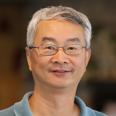 Engineering and Computer Science Professor Kevin Du Trains the Next Generation of Cybersecurity Experts