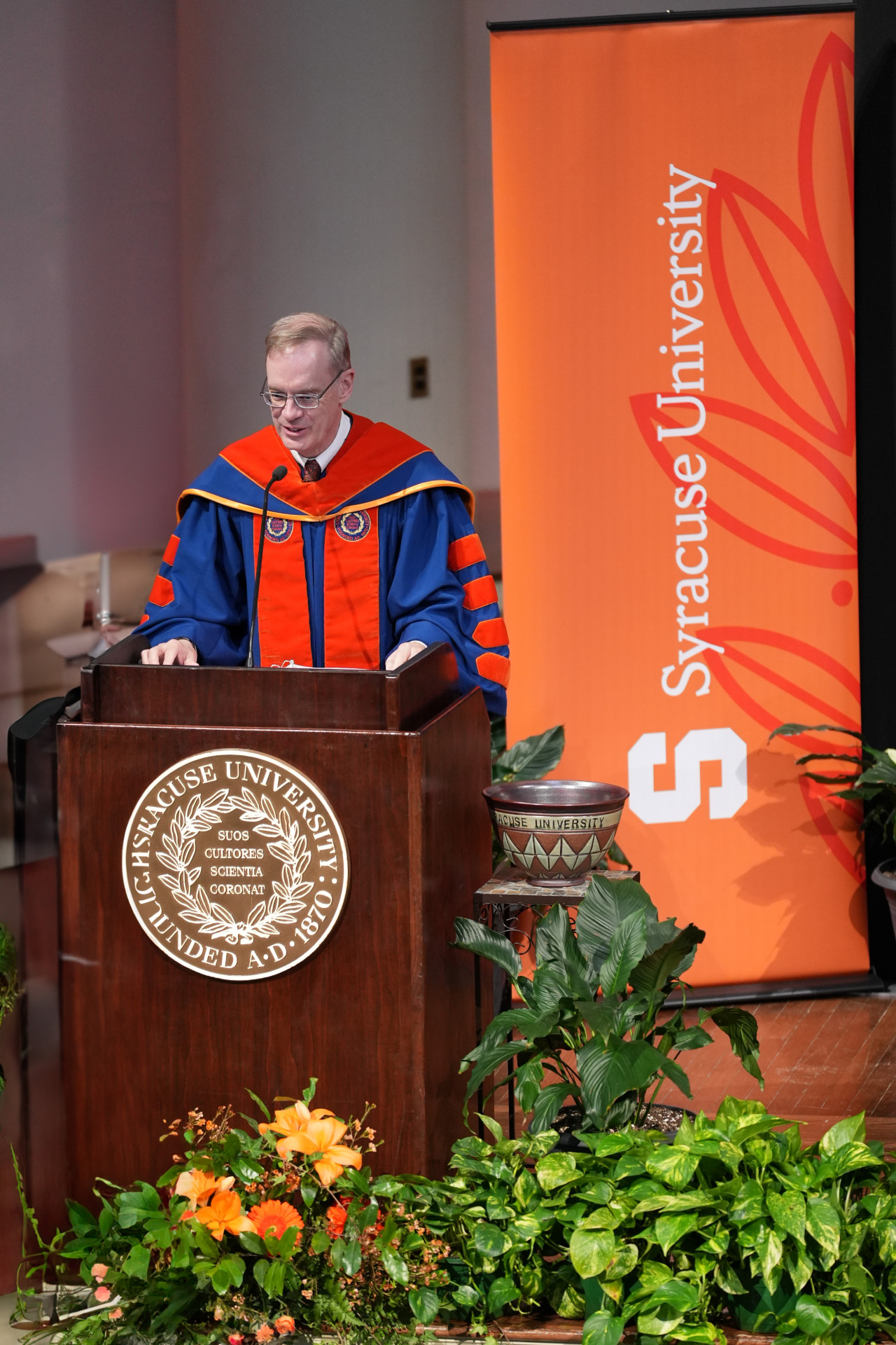 Chancellor Kent Syverud offers opening remarks at the One University Awards