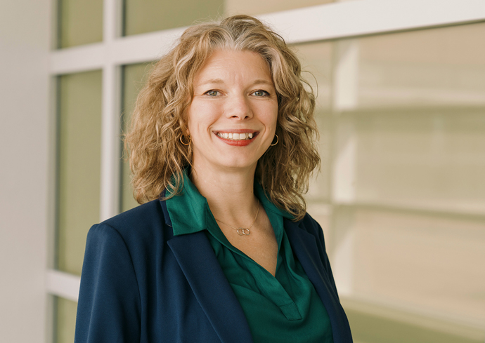 Whitman School Names Julie Niederhoff as Chair of Marketing Department